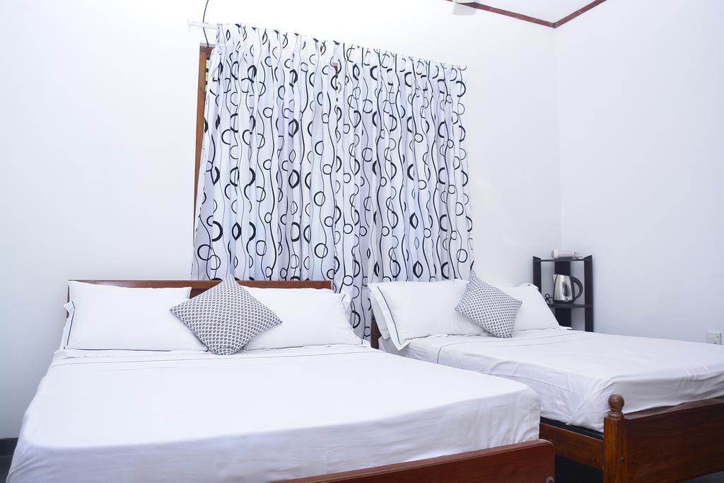 Livinginn Polonnaruwa Exterior foto