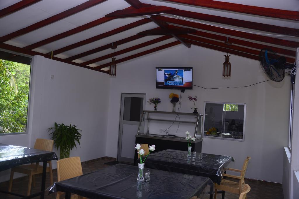 Livinginn Polonnaruwa Exterior foto