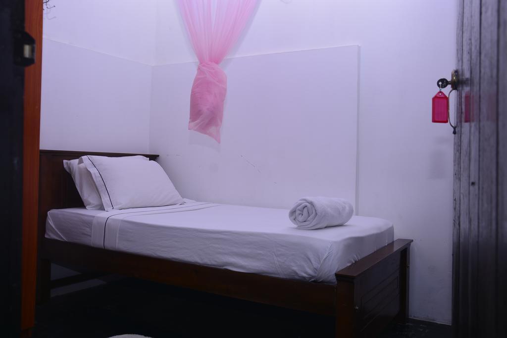 Livinginn Polonnaruwa Exterior foto